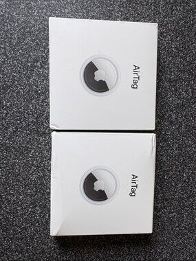Apple White AirTag Tracker (2-Pack)